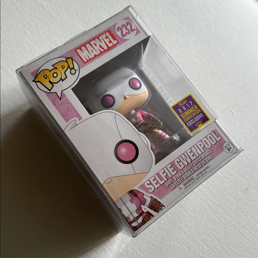 GwenPool Marvel Funko Pop 232 - Picture 5 of 5